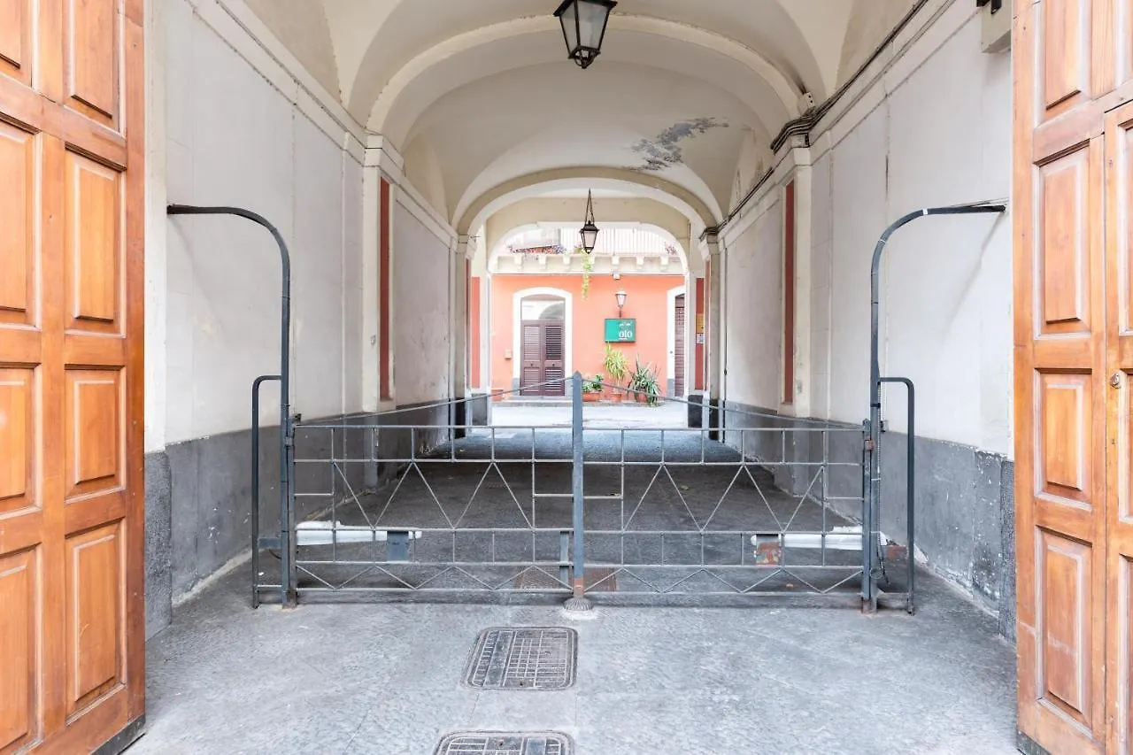 Via Etnea Cozy Apartment With Balcony Catania Italy